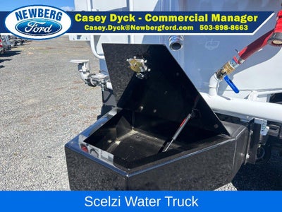 2027 Ford F-750SD Base