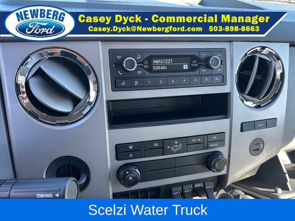 2027 Ford F-750SD Base