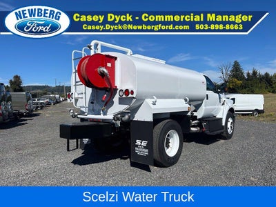 2027 Ford F-750SD Base