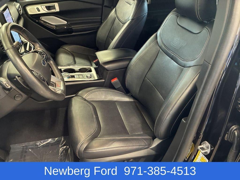 2023 Ford Explorer ST 4WD