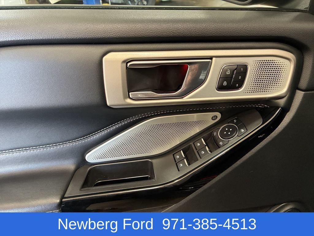 2023 Ford Explorer ST 4WD