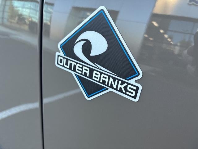 2025 Ford Bronco Outer Banks 4 Door 4x4