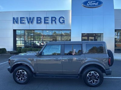 2025 Ford Bronco Outer Banks 4 Door 4x4