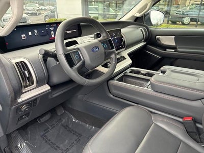 2025 Ford Expedition Active 4x4