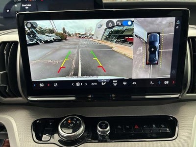 2025 Ford Expedition Active 4x4