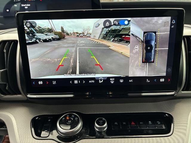 2025 Ford Expedition Active 4x4