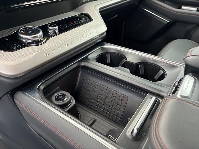 2025 Ford Expedition Active 4x4