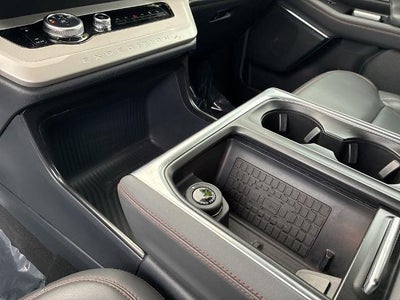 2025 Ford Expedition Active 4x4