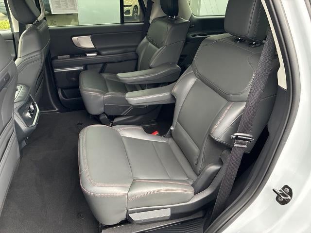 2025 Ford Expedition Active 4x4