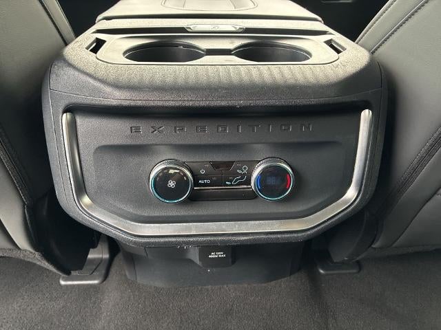 2025 Ford Expedition Active 4x4