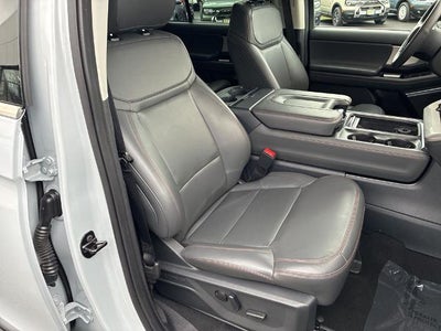 2025 Ford Expedition Active 4x4