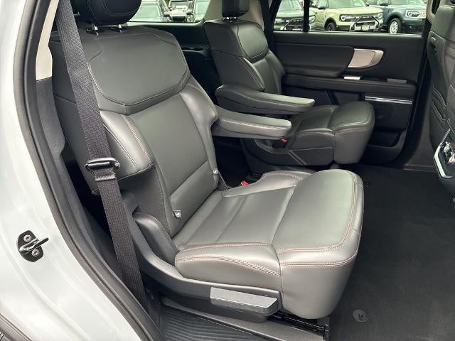 2025 Ford Expedition Active 4x4