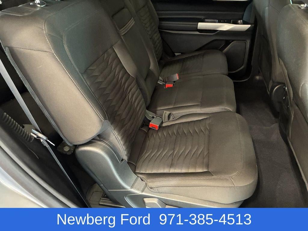 2021 Ford Explorer XLT RWD
