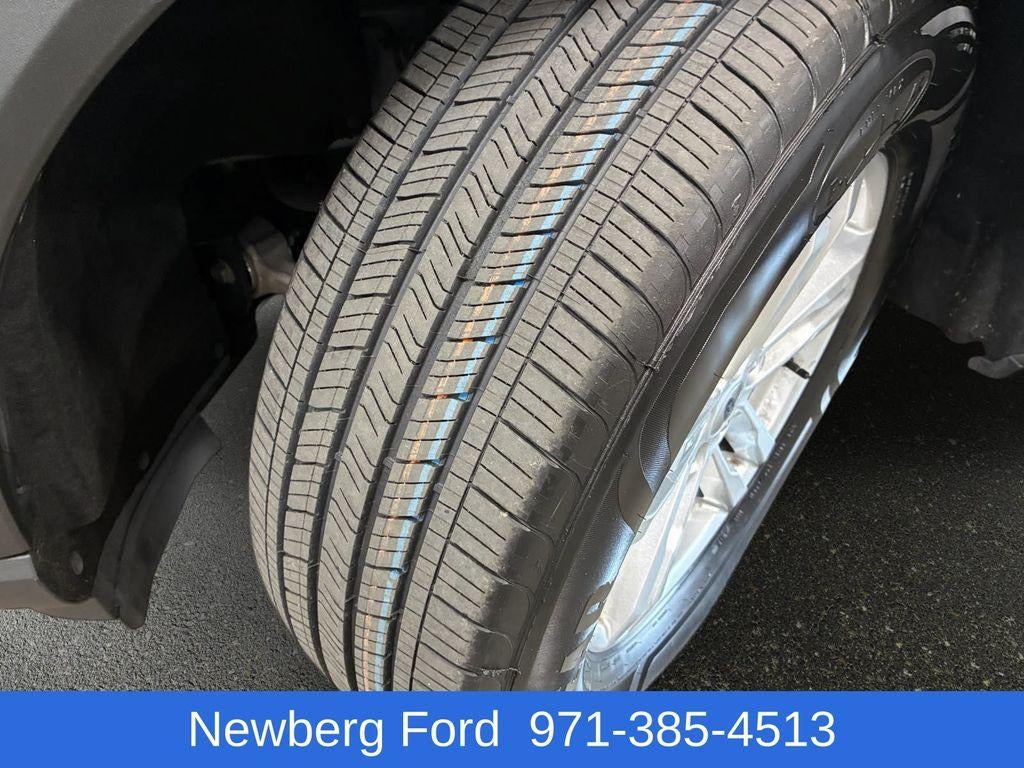 2021 Ford Explorer XLT RWD