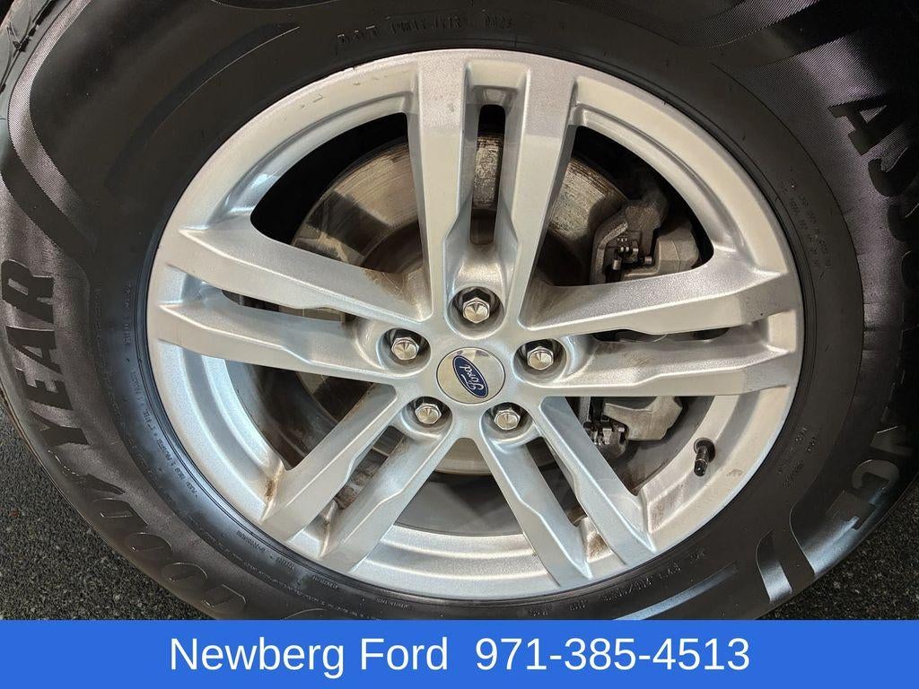 2021 Ford Explorer XLT RWD
