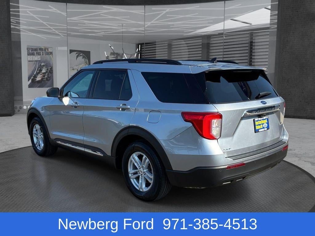2021 Ford Explorer XLT RWD