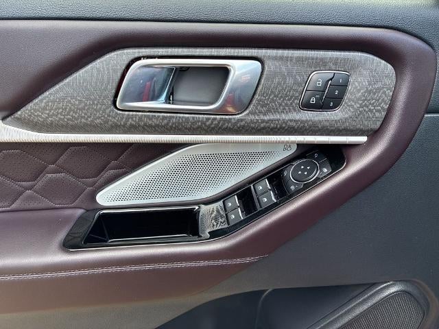 2025 Ford Explorer Platinum 4WD