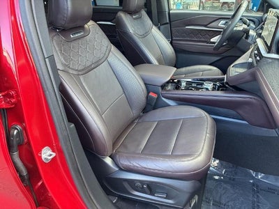 2025 Ford Explorer Platinum 4WD