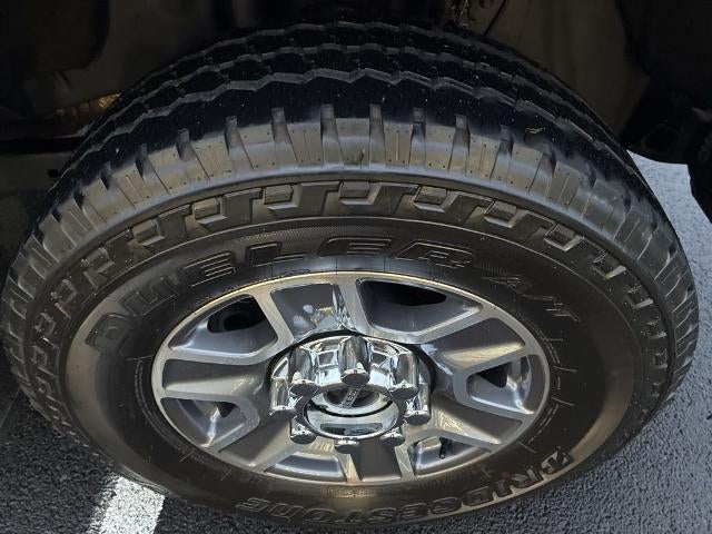 2023 Ford Super Duty F-250 SRW LARIAT 4WD Crew Cab 6.75' Box