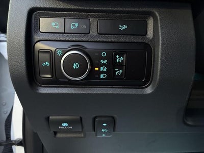 2023 Ford Super Duty F-250 SRW LARIAT 4WD Crew Cab 6.75' Box