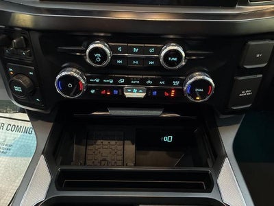 2023 Ford Super Duty F-250 SRW LARIAT 4WD Crew Cab 6.75' Box