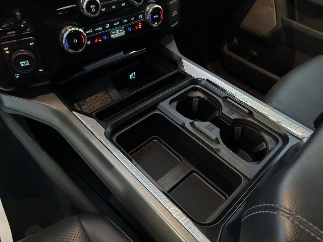 2023 Ford Super Duty F-250 SRW LARIAT 4WD Crew Cab 6.75' Box