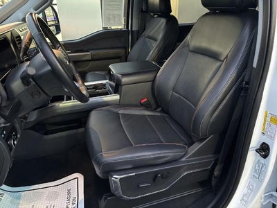 2023 Ford Super Duty F-250 SRW LARIAT 4WD Crew Cab 6.75' Box