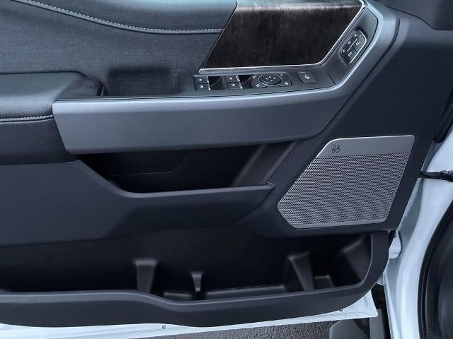 2023 Ford Super Duty F-250 SRW LARIAT 4WD Crew Cab 6.75' Box