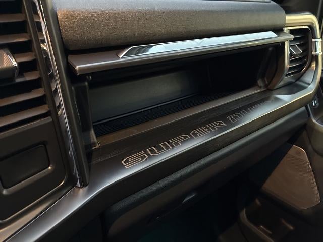 2023 Ford Super Duty F-250 SRW LARIAT 4WD Crew Cab 6.75' Box