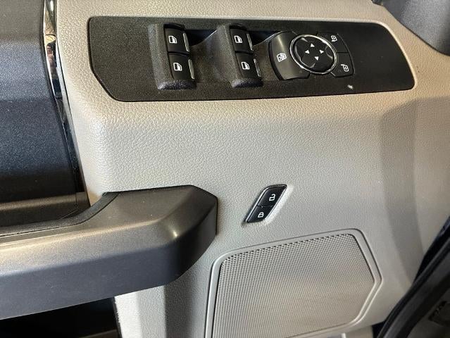 2022 Ford Super Duty F-250 SRW XLT 4WD Crew Cab 6.75' Box