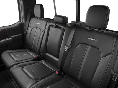 2018 Ford Super Duty F-250 SRW Platinum 4WD Crew Cab 6.75' Box