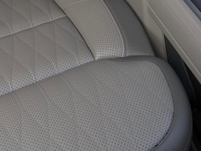 2026 Ford Super Duty F-250 SRW Platinum 4WD Crew Cab 6.75' Box