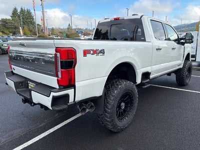 2024 Ford Super Duty F-250 SRW Platinum 4WD Crew Cab 6.75' Box