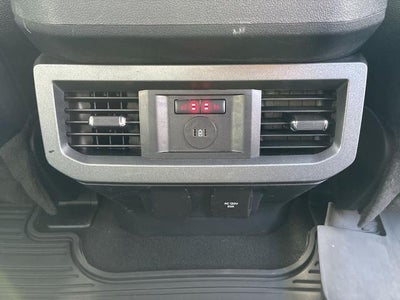 2023 Ford Super Duty F-250 SRW LARIAT 4WD Crew Cab 6.75' Box