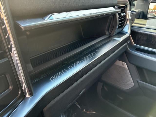 2023 Ford Super Duty F-250 SRW LARIAT 4WD Crew Cab 6.75' Box