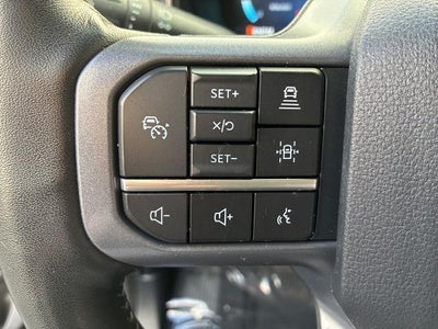 2023 Ford Super Duty F-250 SRW LARIAT 4WD Crew Cab 6.75' Box