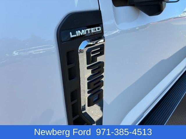 2023 Ford Super Duty F-350 SRW XL 4WD Crew Cab 6.75' Box