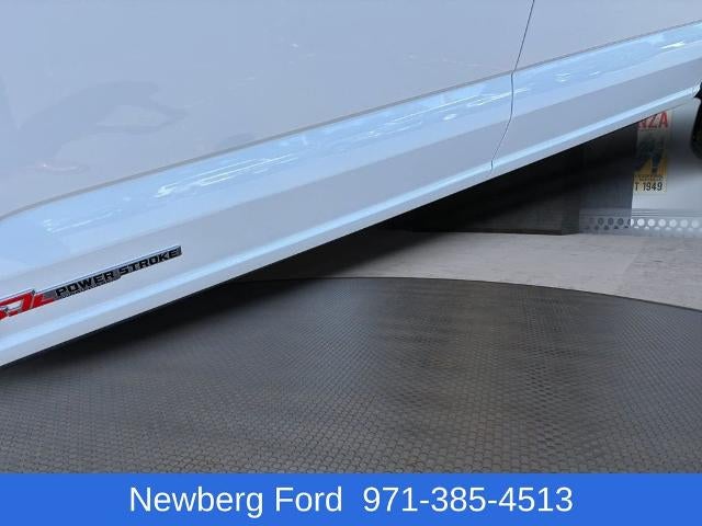 2023 Ford Super Duty F-350 SRW XL 4WD Crew Cab 6.75' Box