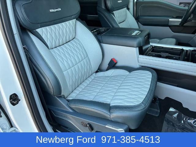 2023 Ford Super Duty F-350 SRW XL 4WD Crew Cab 6.75' Box