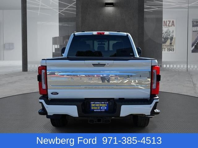 2023 Ford Super Duty F-350 SRW XL 4WD Crew Cab 6.75' Box