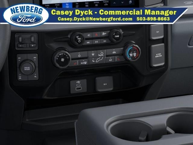 2026 Ford Super Duty F-350 SRW XLT 4WD Crew Cab 6.75' Box