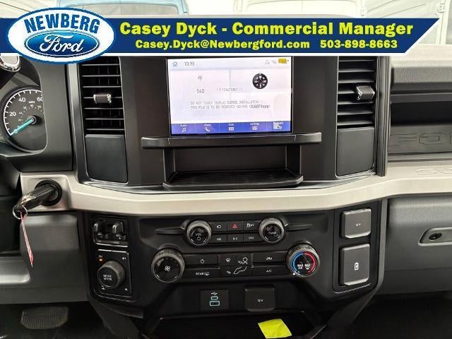 2026 Ford Super Duty F-350 SRW XL 4WD Crew Cab 8' Box