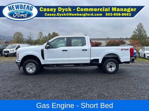 2027 Ford Super Duty F-350 SRW XL 4WD Crew Cab 6.75' Box