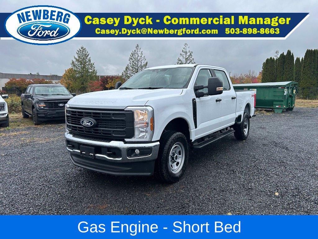 2027 Ford Super Duty F-350 SRW XL 4WD Crew Cab 6.75' Box