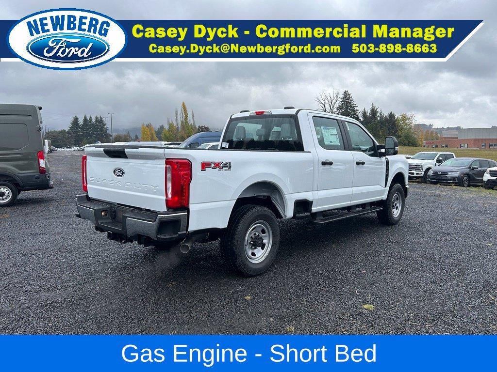 2027 Ford Super Duty F-350 SRW XL 4WD Crew Cab 6.75' Box