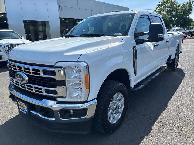 2023 Ford Super Duty F-350 SRW XL 4WD Crew Cab 6.75' Box