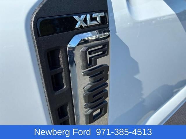 2025 Ford Super Duty F-350 SRW XLT 4WD Crew Cab 6.75' Box