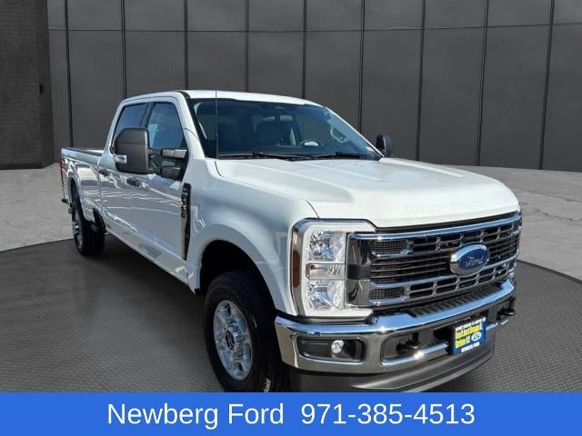 2025 Ford Super Duty F-350 SRW XLT 4WD Crew Cab 6.75' Box