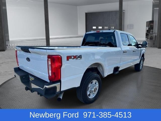 2025 Ford Super Duty F-350 SRW XLT 4WD Crew Cab 6.75' Box