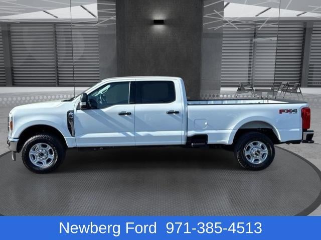 2025 Ford Super Duty F-350 SRW XLT 4WD Crew Cab 6.75' Box
